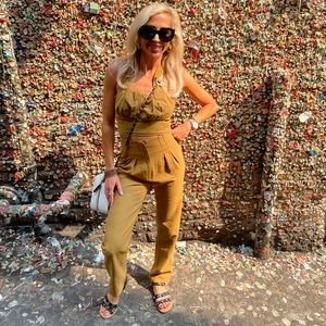 Meet your Posher, Natalie